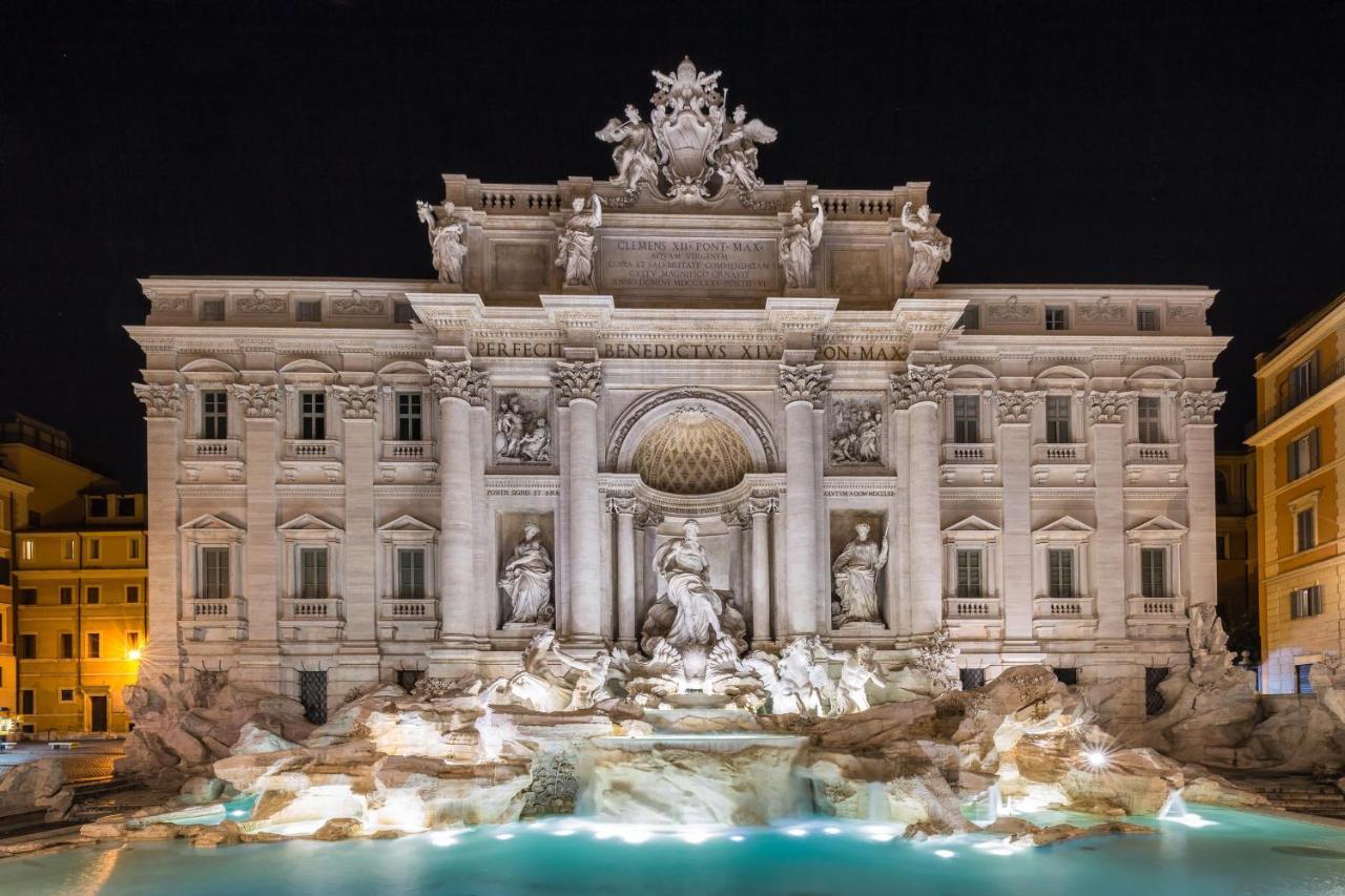 Heart Palace Fontana Di Trevi Roma Exterior foto